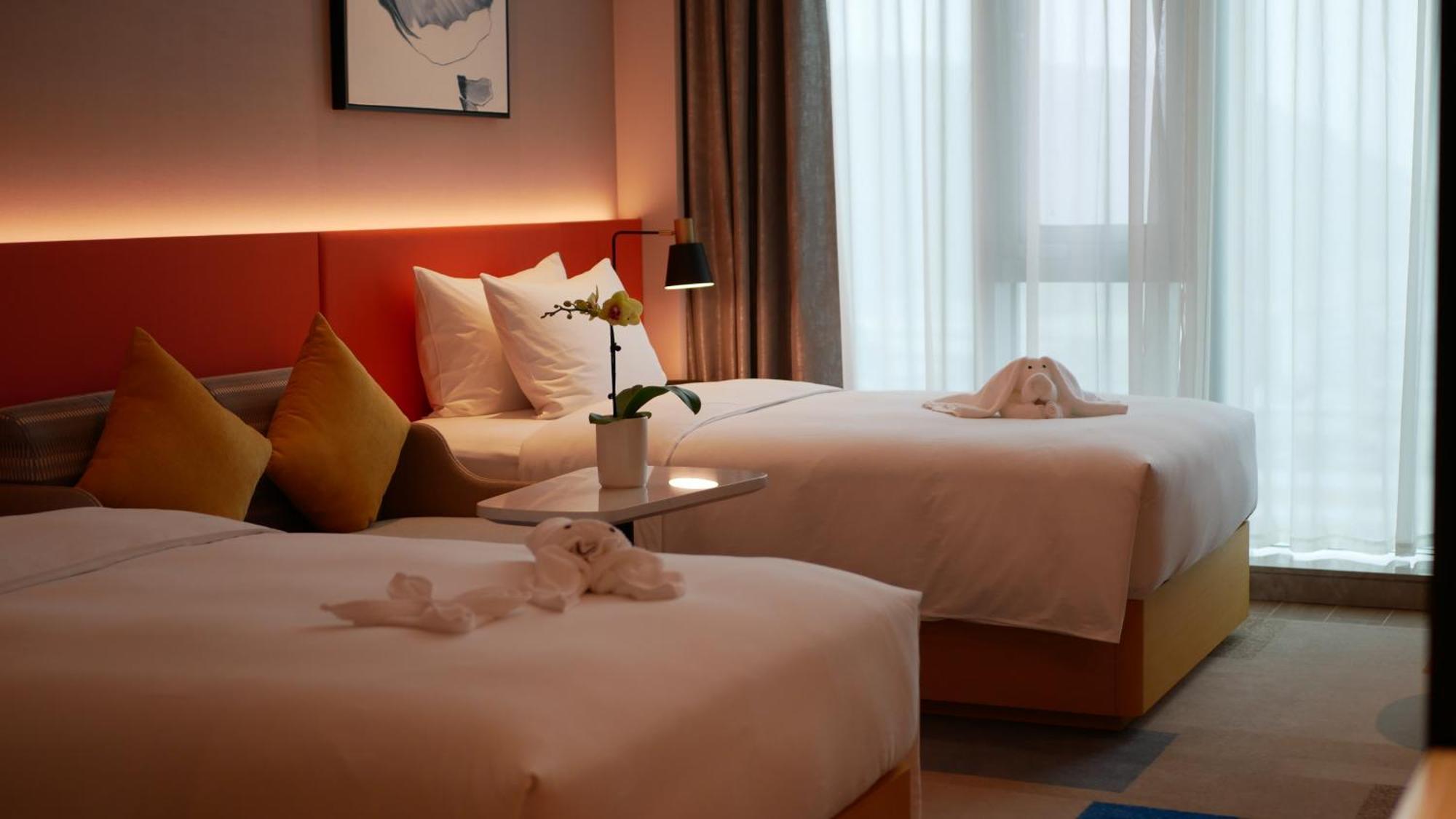 Hilton Garden Inn Shenzhen Airport,Enjoy 24-Hour One Way Free Delivery From Hotel To Shenzhen Baoan Airport On The Hour Bagian luar foto