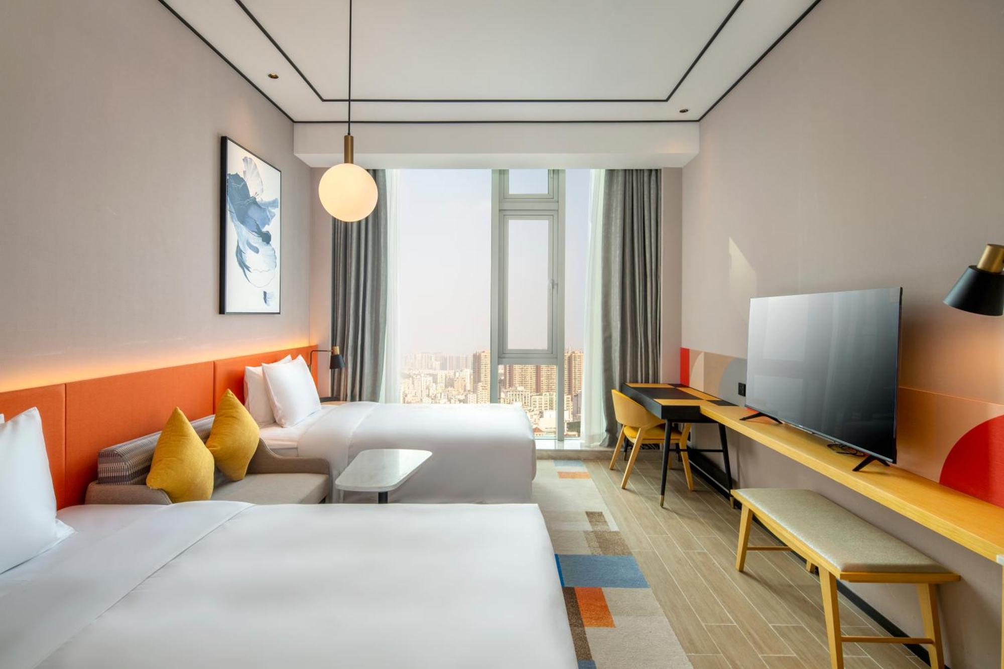 Hilton Garden Inn Shenzhen Airport,Enjoy 24-Hour One Way Free Delivery From Hotel To Shenzhen Baoan Airport On The Hour Bagian luar foto