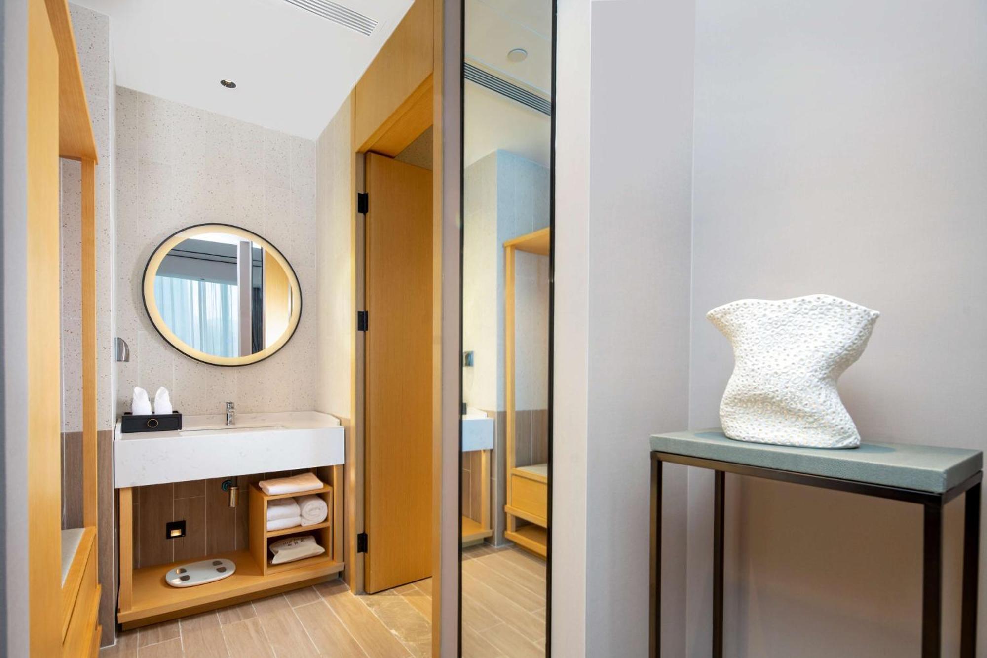 Hilton Garden Inn Shenzhen Airport,Enjoy 24-Hour One Way Free Delivery From Hotel To Shenzhen Baoan Airport On The Hour Bagian luar foto